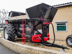 Cross Muck Spreader